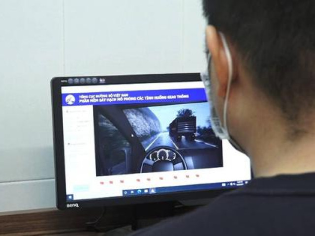Tin tức trong ngày - Ngày đầu TP.HCM thi bằng lái xe có phần mềm mô phỏng: Tỉ lệ đậu thấp