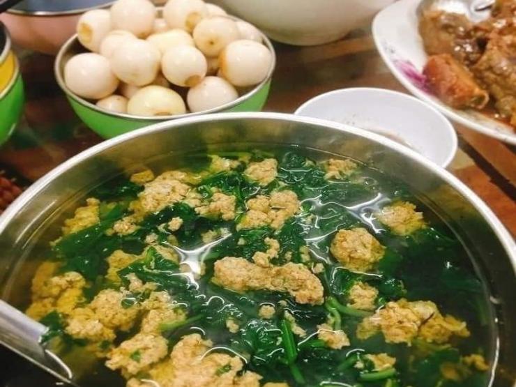 Thị trường - Tiêu dùng - Nắng nóng kéo dài, loại thực phẩm này tăng giá chóng mặt nhưng không đủ hàng để bán