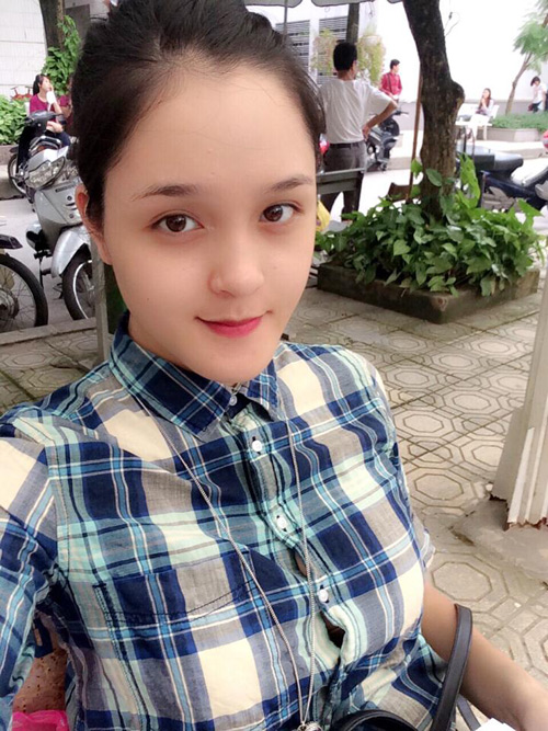 Bạn gái Quang Hải mới công khai xinh không kém 2 "cô bạn" cùng tuổi - 15