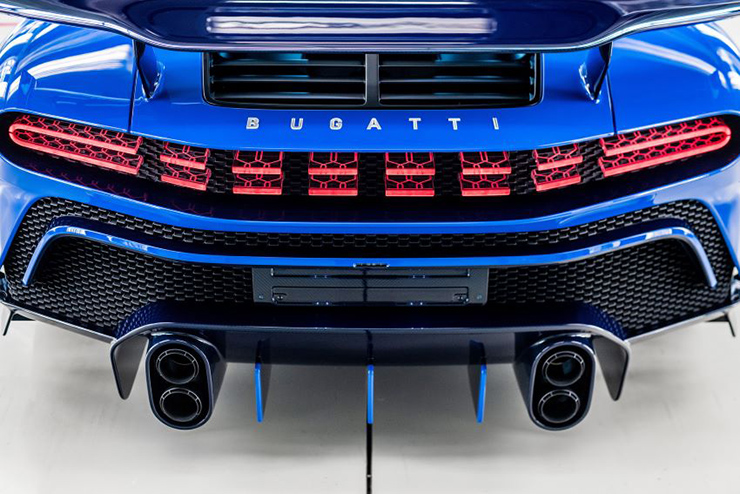 Siêu phẩm 200 tỷ đồng của Bugatti xuất xưởng - 5