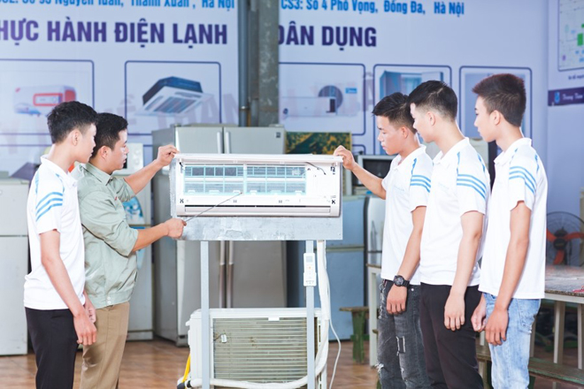 Giải đáp về nghề điện lạnh mua bán, tháo lắp điều hòa - 1