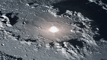 Tên lửa bí ẩn đâm vào Mặt Trăng, tạo ra hố rộng 18m - 1