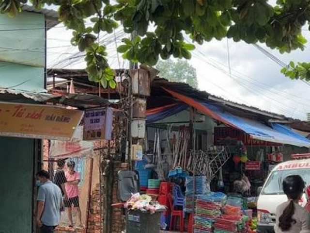 Pháp luật - Video: Một nam sinh tử vong trong phòng trọ, trên bàn để lại bức thư