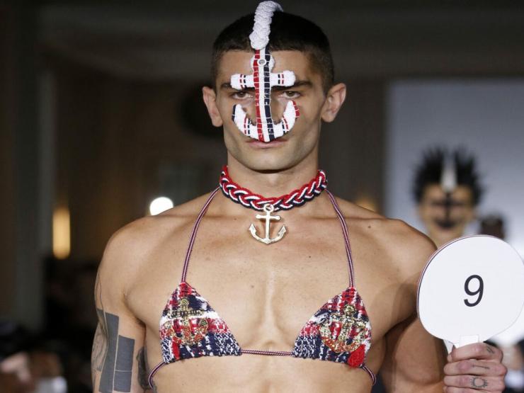 Thời trang - Thom Browne pha trộn phong cách nữ tính thành nam tính trong bộ sưu tập nam Xuân Hè 2023