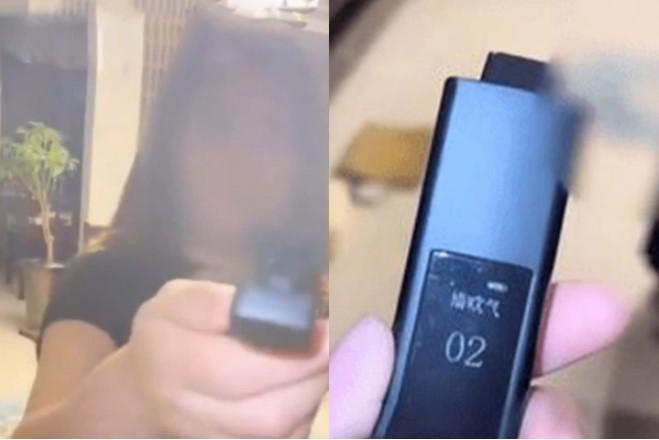 Người mẹ kiểm tra nồng độ cồn mỗi lần con gái đi chơi về. Ảnh: SCMP