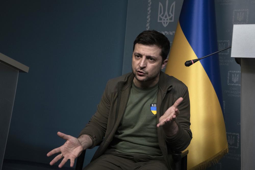 Tổng thống Ukraine tuyên bố, Kiev sẽ cắt đứt quan hệ với Syria (ảnh: Guardian)