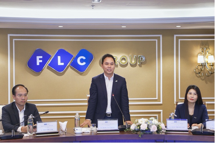 Chủ tịch Đặng Tất Thắng đã ký nghị quyết thông qua chủ trương thế chấp dự án khu biệt thự của Tập đoàn FLC tại Gia Lai cho ngân hàng OCB