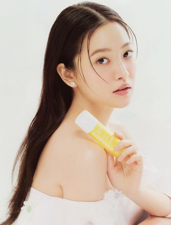 Điều gì sẽ xảy ra nếu bạn thoa kem dưỡng thể lên mặt? - 1