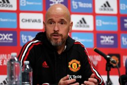Họp báo MU đấu Newcastle: Ten Hag báo tin vui về Rashford, McTominay đá tiền đạo?