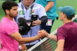 Thể thao - Video tennis Alcaraz - Sinner: 3 set nghẹt thở, ngược dòng cực sốc (Bán kết Miami Open)