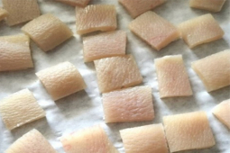 Thị trường - Tiêu dùng - Đặc sản trước toàn vứt đi vì sợ bẩn, nay là "thần dược" giá cực đắt, làm thành nhiều món nhậu