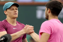 Thể thao - Video tennis Alcaraz - Sinner: 3 set nghẹt thở, ngược dòng cực sốc (Bán kết Miami Open)