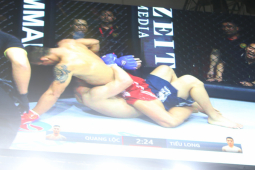 Thể thao - Trần Quang Lộc đấm như "giã gạo" thắng "Rồng Trung Hoa" Lý Tiểu Long