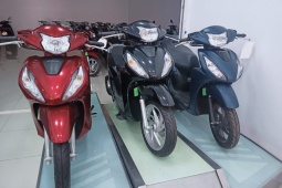 Thế giới xe - Bảng giá Honda Vision đầu tháng 4/2023, chênh từ 1 triệu đồng