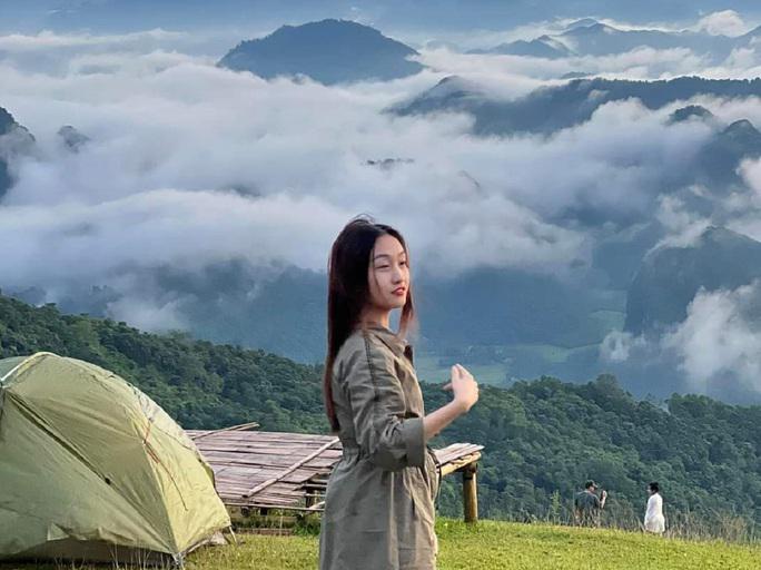 Những bạn trẻ lưu lại những khảnh khắc đẹp