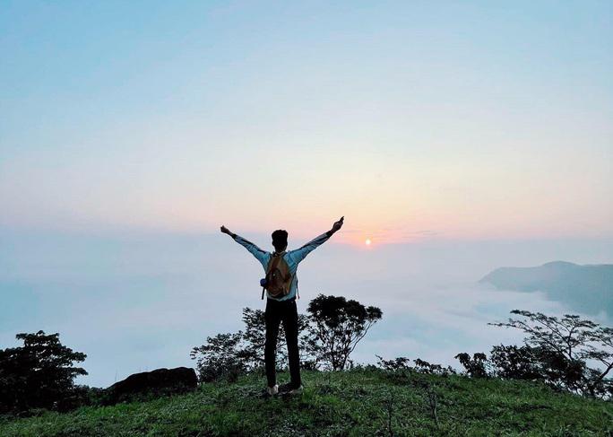 Đến nơi đây, du khách như hòa mình vào thiên nhiên, xua tan đi những ồn ào của phố thị