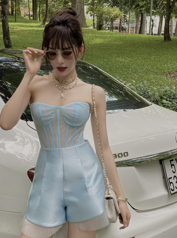 Hotgirl The Face 2022 gây xôn xao mạng xã hội vì tin đồn mới 22 tuổi đã sở hữu nhà 30 tỷ, xe Porche - 11