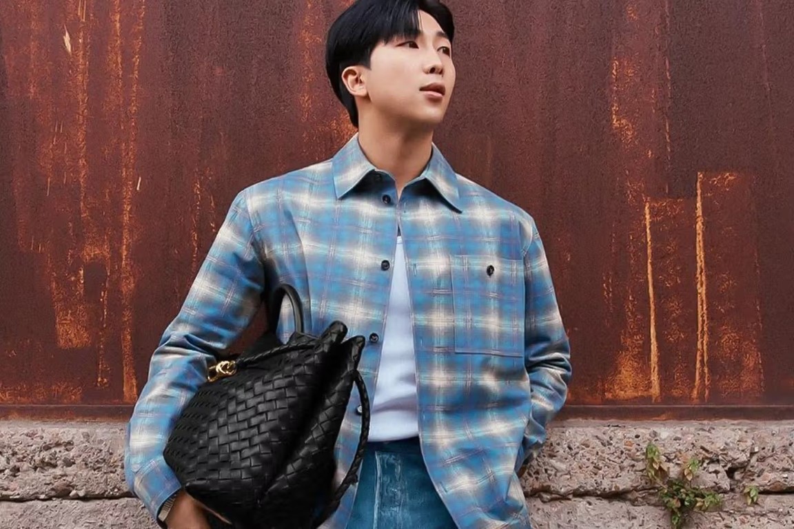 RM (BTS) thành đại sứ mới nhất của Bottega Veneta sau kỳ tích của Jung Kook với CK - 1