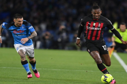 Kết quả bóng đá Napoli - AC Milan: Thảm bại kinh hoàng, nỗi nhớ siêu tiền đạo (Serie A)