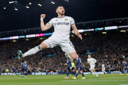 Bóng đá - Video bóng đá Leeds - Nottingham Forest: Thắng ngược thoát khỏi "nhóm đèn đỏ" (Ngoại hạng Anh)