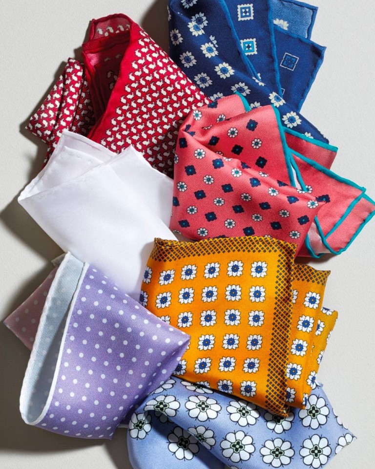 6 phụ kiện phù hợp với trang phục cổ điển sẽ nâng cấp kiểu dáng của bạn - 5