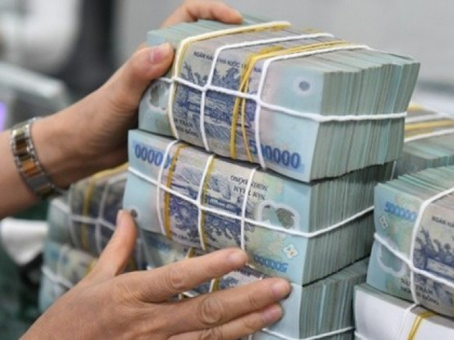 Kinh doanh - Bất động sản đóng băng: Môi giới ''rụng'' như... sung