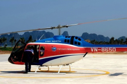 Tạm dừng dịch vụ bay ngắm cảnh sau tai nạn trực thăng ở vịnh Hạ Long