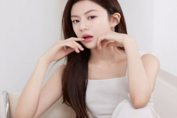 Làm đẹp - Cách làm mượt mềm mái tóc xoăn tự nhiên