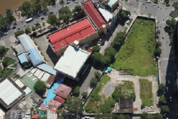 Kinh doanh - "Đất vàng" bỏ hoang, chính quyền đề xuất xây thành nhà vệ sinh công cộng