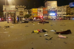 Tin tức trong ngày - Những vụ tai nạn nghiêm trọng do tài xế đạp nhầm chân phanh sang chân ga