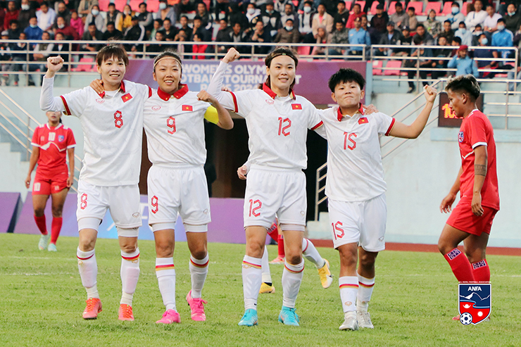 ĐT nữ Việt Nam đại thắng Nepal với tỉ số chung cuộc 5-1 tối ngày 5/4.