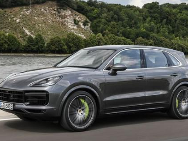 Tin tức ô tô - Loạt SUV sang trọng đáng mua năm 2023