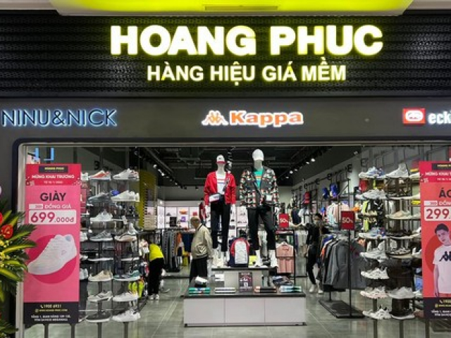 Kinh doanh - Cửa hàng tiện lợi GS25 lỗ nửa tỷ đồng/ngày, chuỗi hàng hiệu sụt lãi hơn 80%