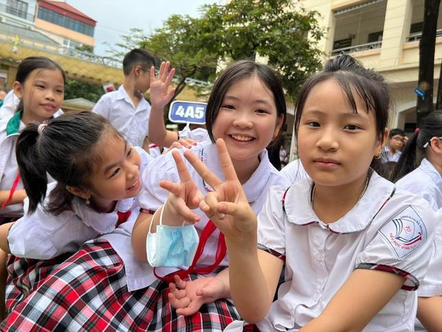 Học sinh đầu cấp Hà Nội tăng mạnh nên vấn đề tuyển sinh đầu cấp luôn nóng ảnh: Quỳnh Anh