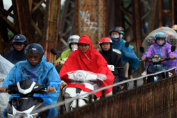 Tin tức trong ngày - Thời tiết cuối tuần: Miền Bắc liên tiếp hứng không khí lạnh, miền Nam nắng nóng