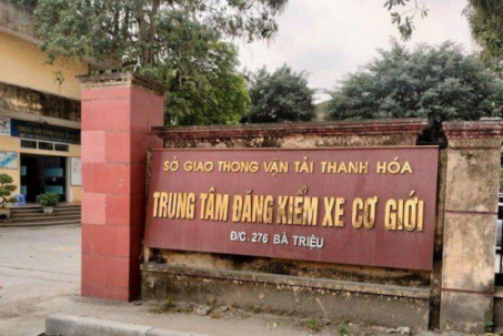 Một người bị gãy chân tại Trung tâm đăng kiểm 36-01S do tai nạn hy hữu