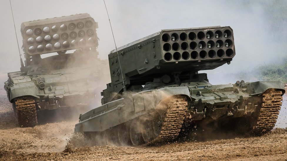 Pháo phản lực bắn đạn nhiệt áp TOS-1A được Nga sử dụng rộng rãi trong cuộc xung đột ở Ukraine.