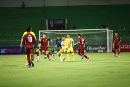 Video bóng đá Bình Định - Thanh Hóa: Bàn thắng phủ đầu, nuối tiếc penalty (V-League)