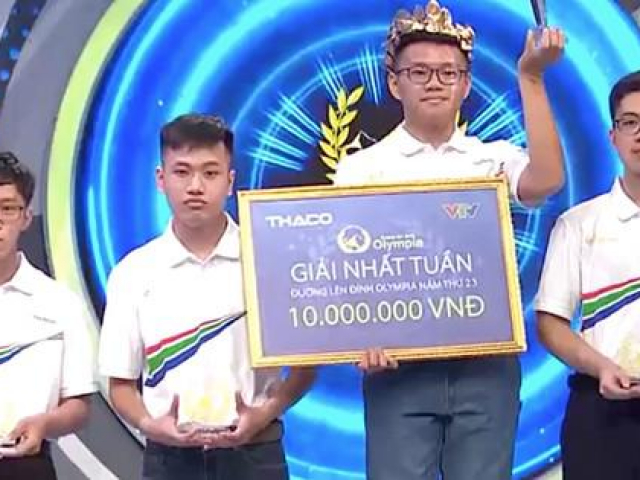 Bạn trẻ - Cuộc sống - Nam sinh Đồng Nai chơi áp đảo, giành vòng nguyệt quế Đường lên đỉnh Olympia với 300 điểm