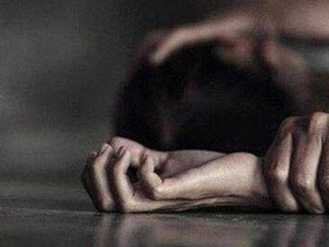 Pháp luật - Nữ du khách nước ngoài 19 tuổi "tố" bị nhân viên tàu du lịch giở trò đồi bại