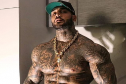 Thể thao - Lực sĩ xăm trổ toàn thân gặp họa vì giở thói "hổ báo cáo chồn"