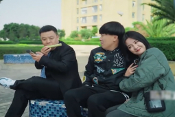 Clip hài hước - Chàng trai bỗng nhiên bị cô gái lạ mang ra so sánh với người yêu
