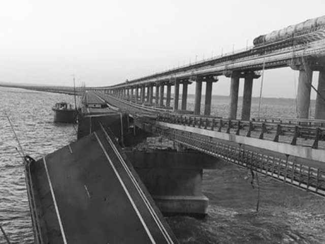 Thế giới - Một cuộc chiến trong lòng cuộc chiến