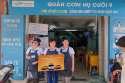 Tin tức Ẩm thực - Lalamove chung tay cùng quán cơm nụ cười hỗ trợ cộng đồng