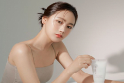 Làm đẹp - Những lời khuyên chăm sóc da mùa hè để luôn tươi như trái đào