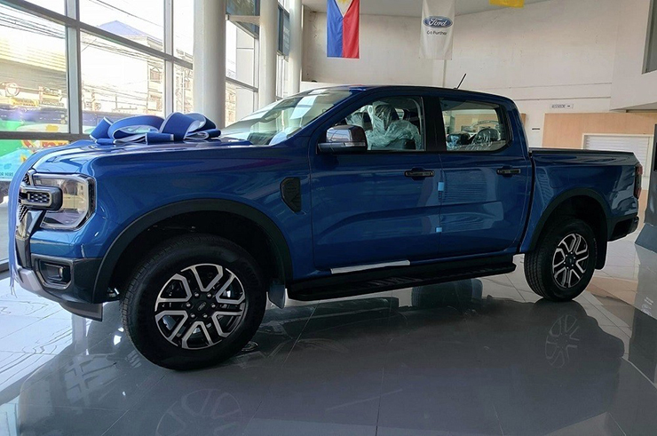 Ford Ranger sắp có thêm bản Sport tại Việt Nam, giá 864 triệu đồng - 3
