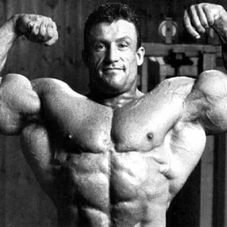 Dorian Yates vòng ngực 147 cm