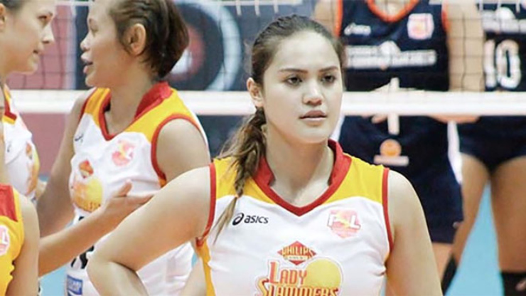 Nữ thần bóng chuyền SEA Games: Á hậu Philippines sắp đấu Thanh Thúy 1m93 - 5