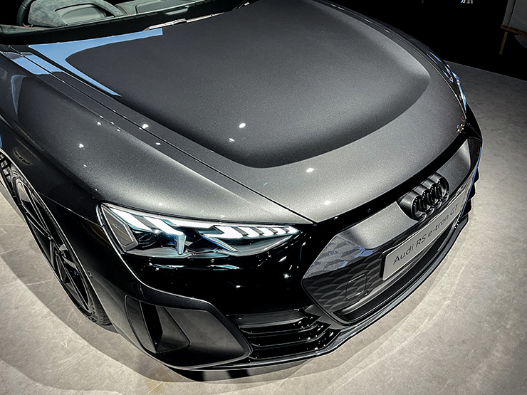 Audi RS E-Tron GT được phân phối chính hãng trong tháng này - 5