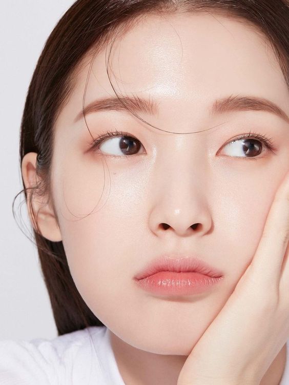 Đây là lúc mà sữa rửa mặt tạo bọt hoặc gel có thể phát huy tác dụng.